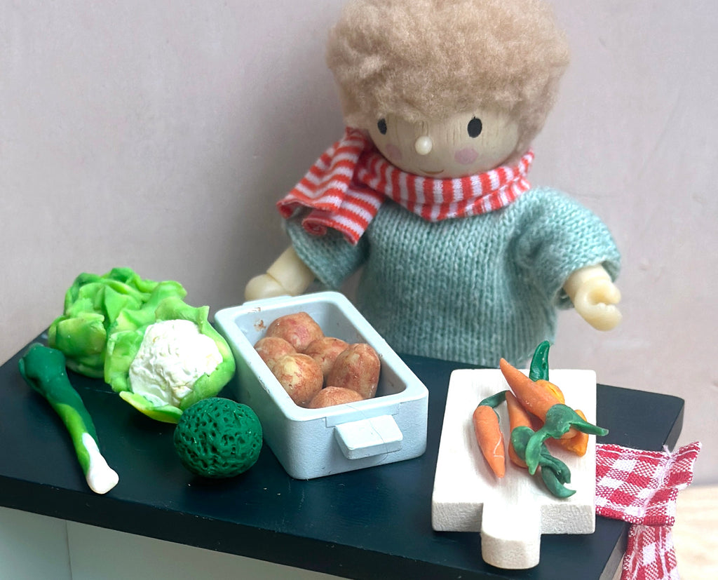 Crafting mini veggies