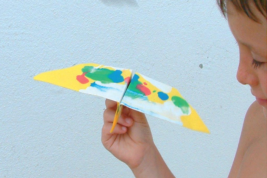 Origami  Flying paper butterflies – ThreadBeardesign
