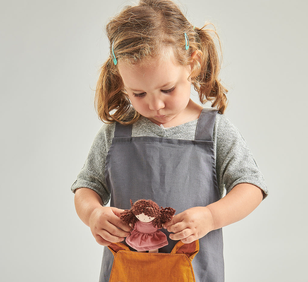 linen apron for children with fox cub pocket machine washable and plastic-free in charcoal navy grey