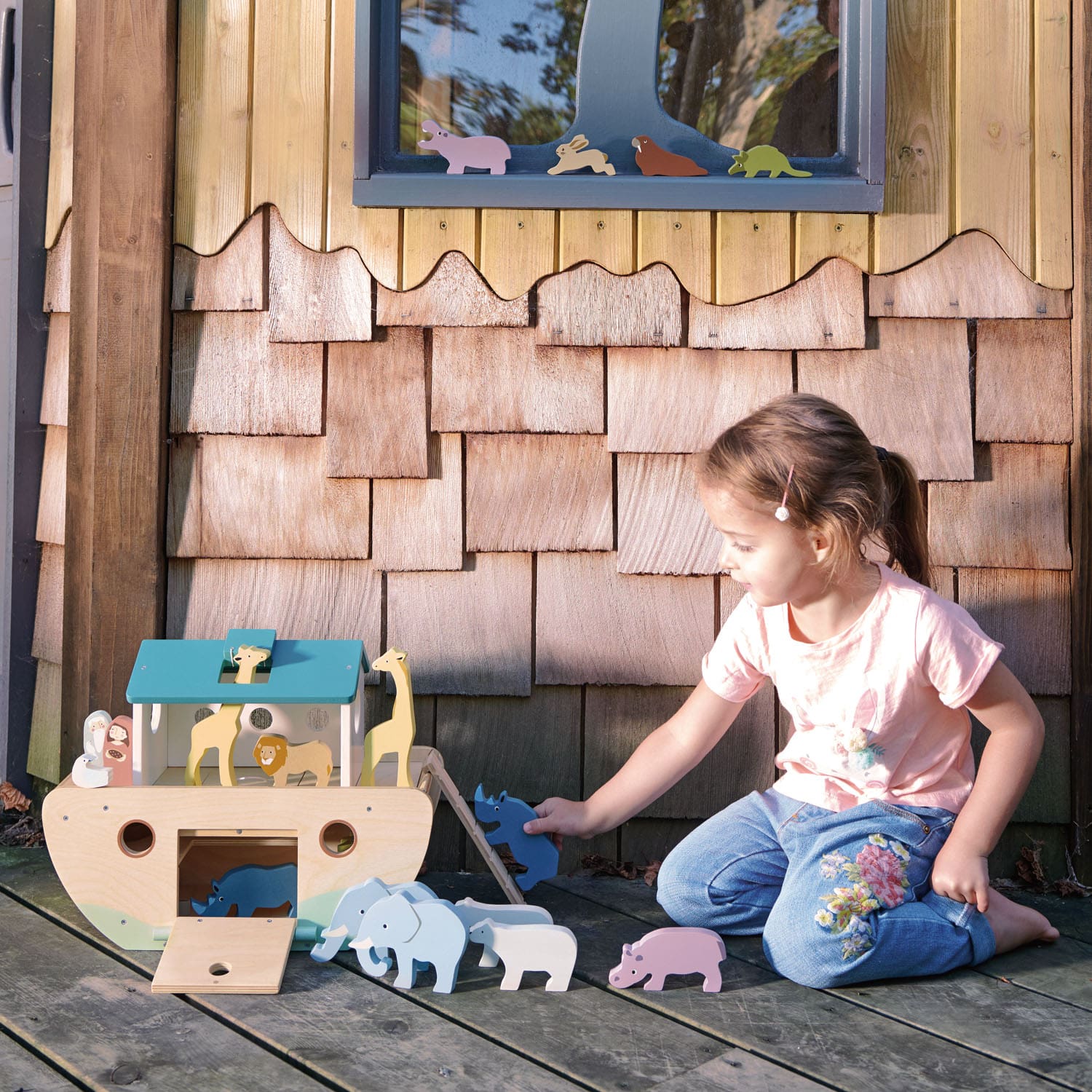 Tender Leaf Toys Wooden Noah's Ark And Animals
